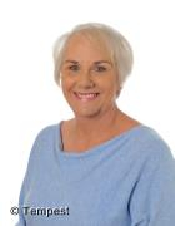 Mrs L. Graham